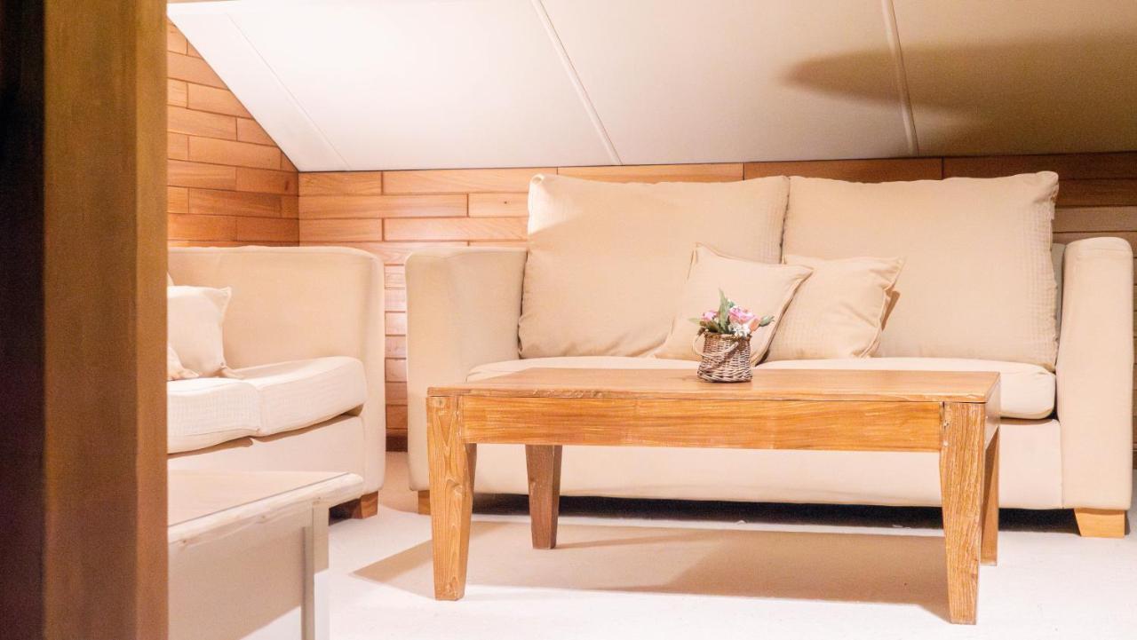Le Colibri Spa Jacuzzi Durbuy Exteriör bild