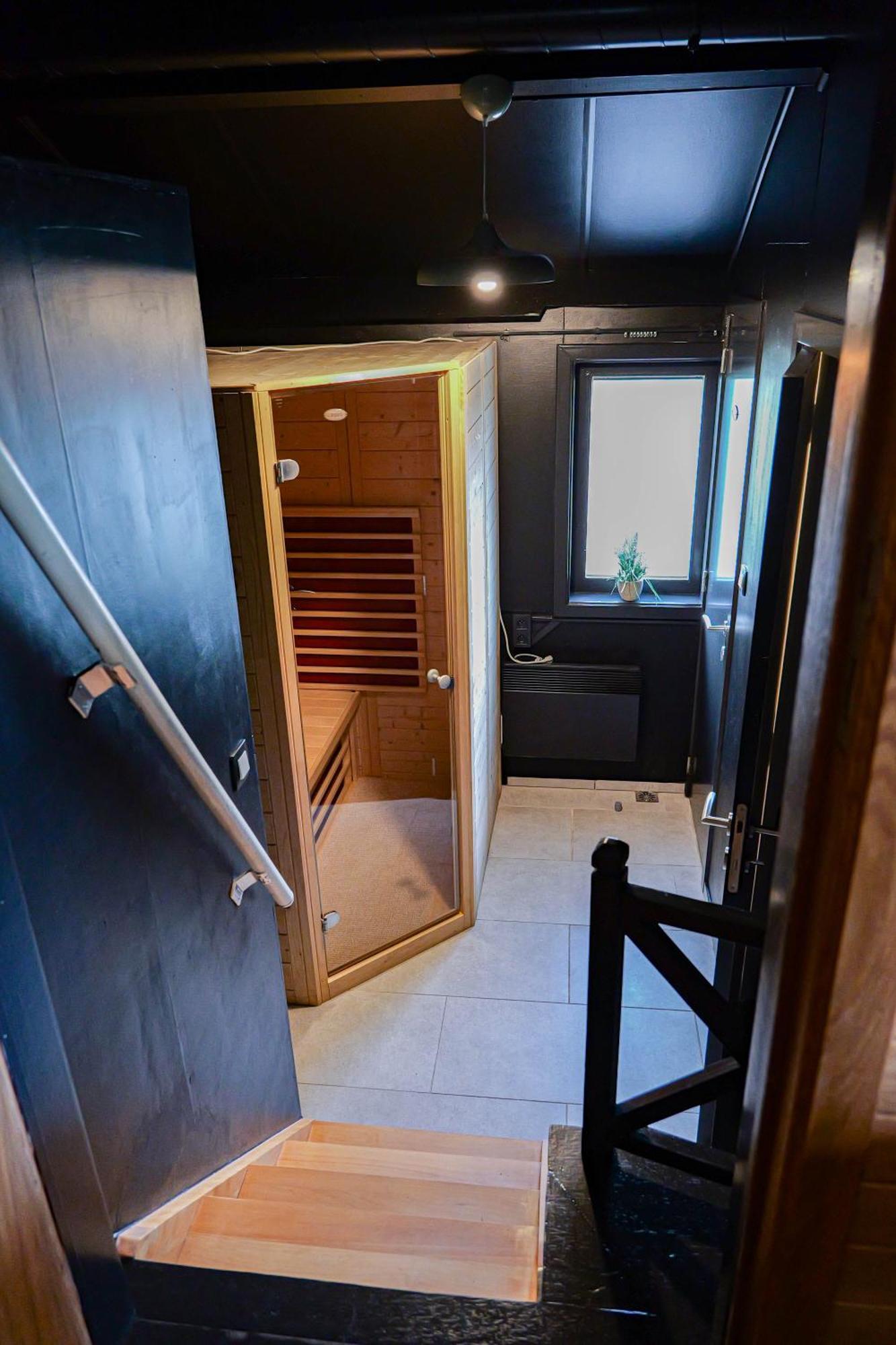 Le Colibri Spa Jacuzzi Durbuy Exteriör bild