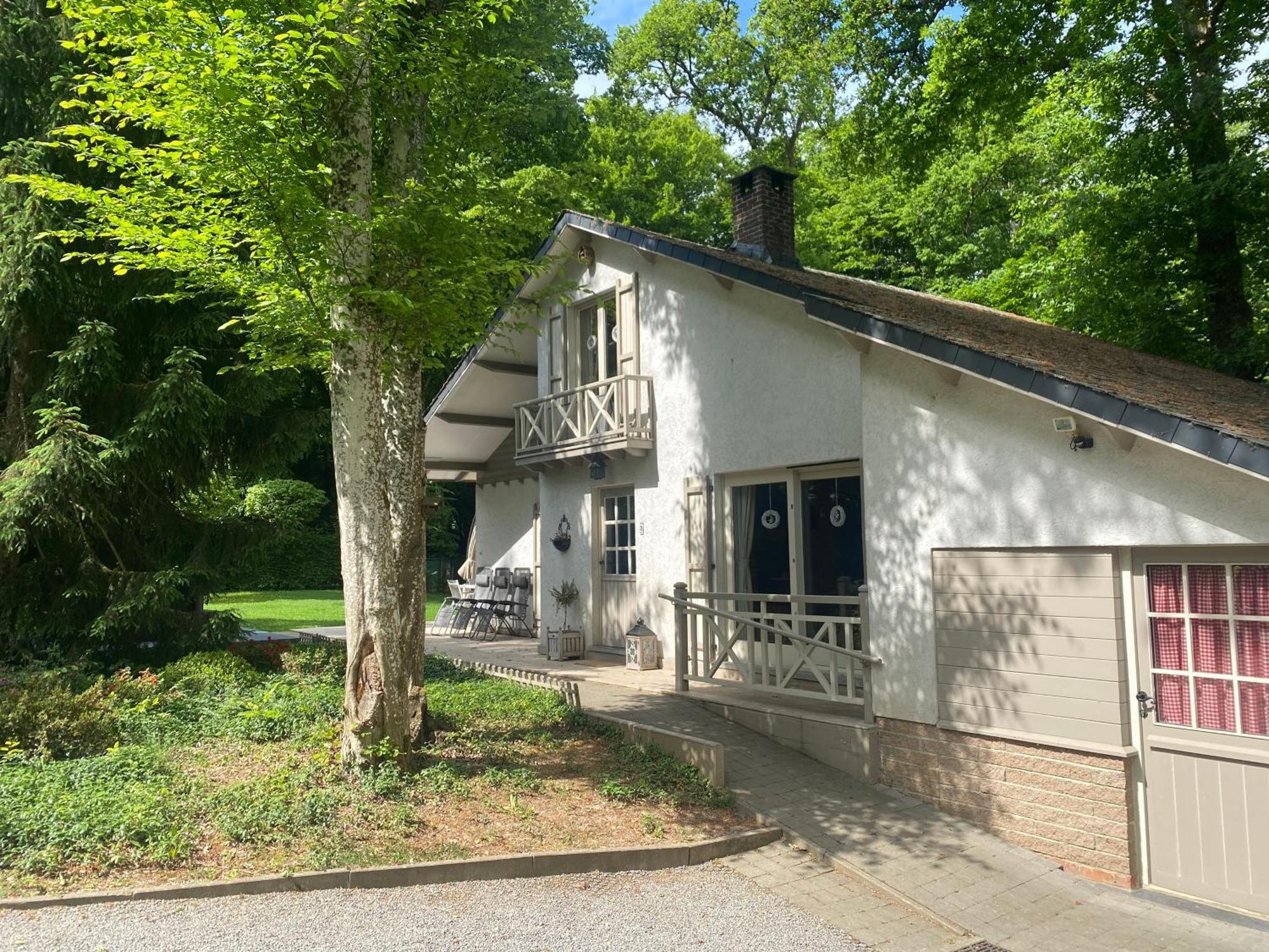 Le Colibri Spa Jacuzzi Durbuy Exteriör bild